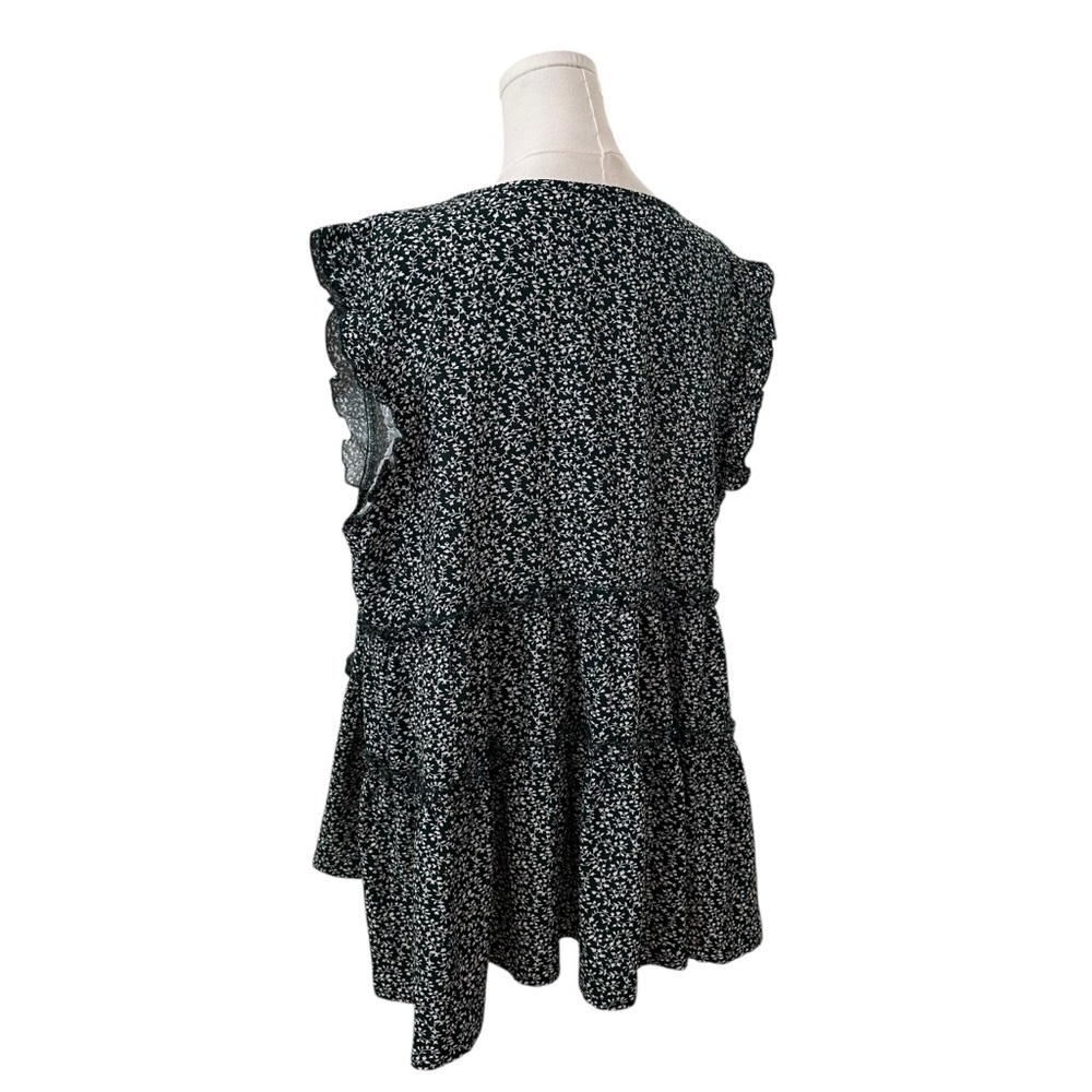 Women's 2X Green Floral Cap Sleeve Tiered PLUS Curvy Casual Relaxed Soft Blouse - Picture 5 of 7